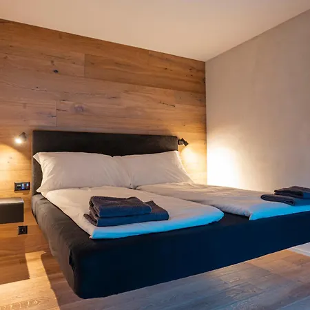 Black Summit Boutique Resort Laax Exterior photo