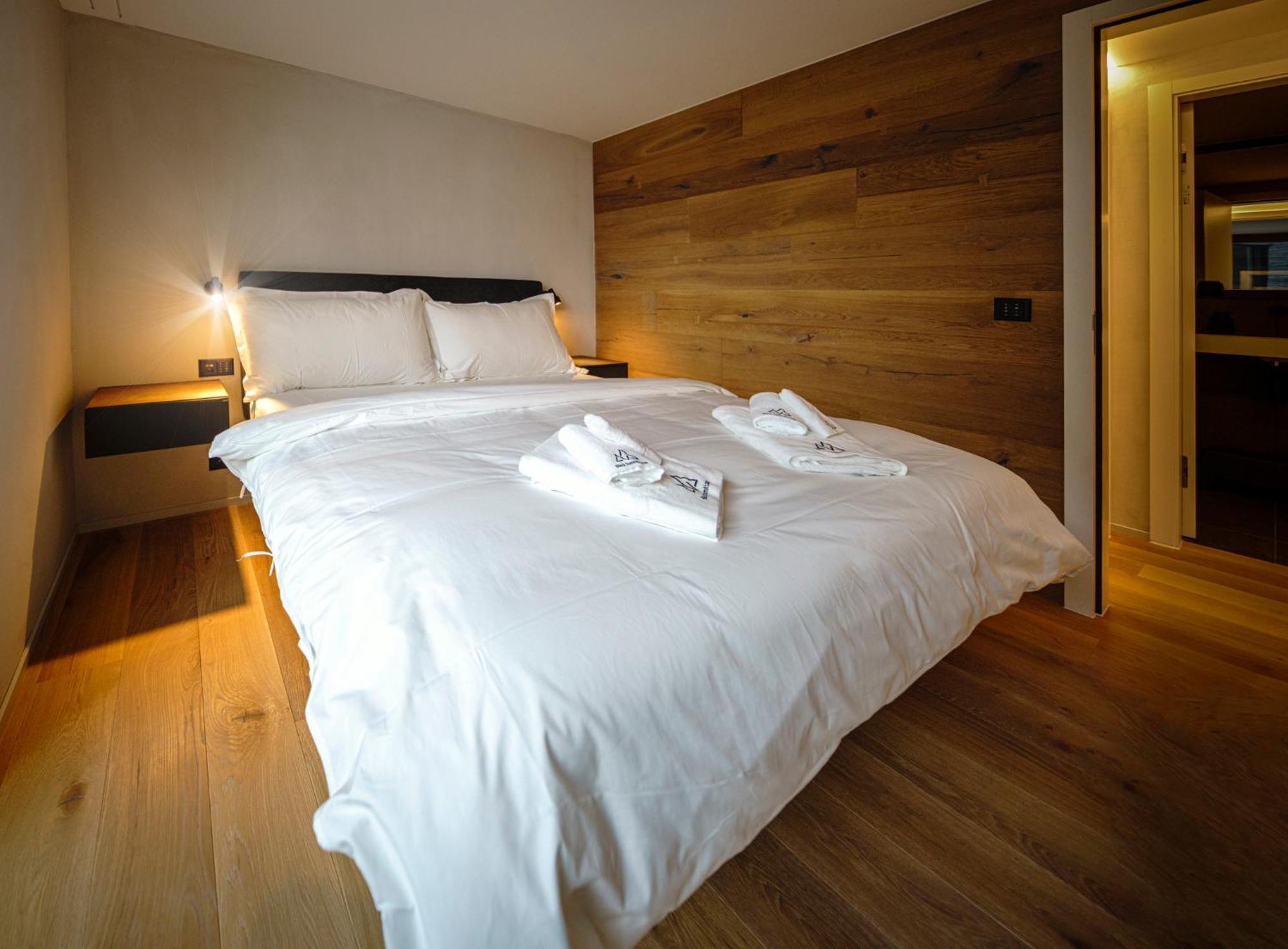 Black Summit Boutique Apartment Laax
