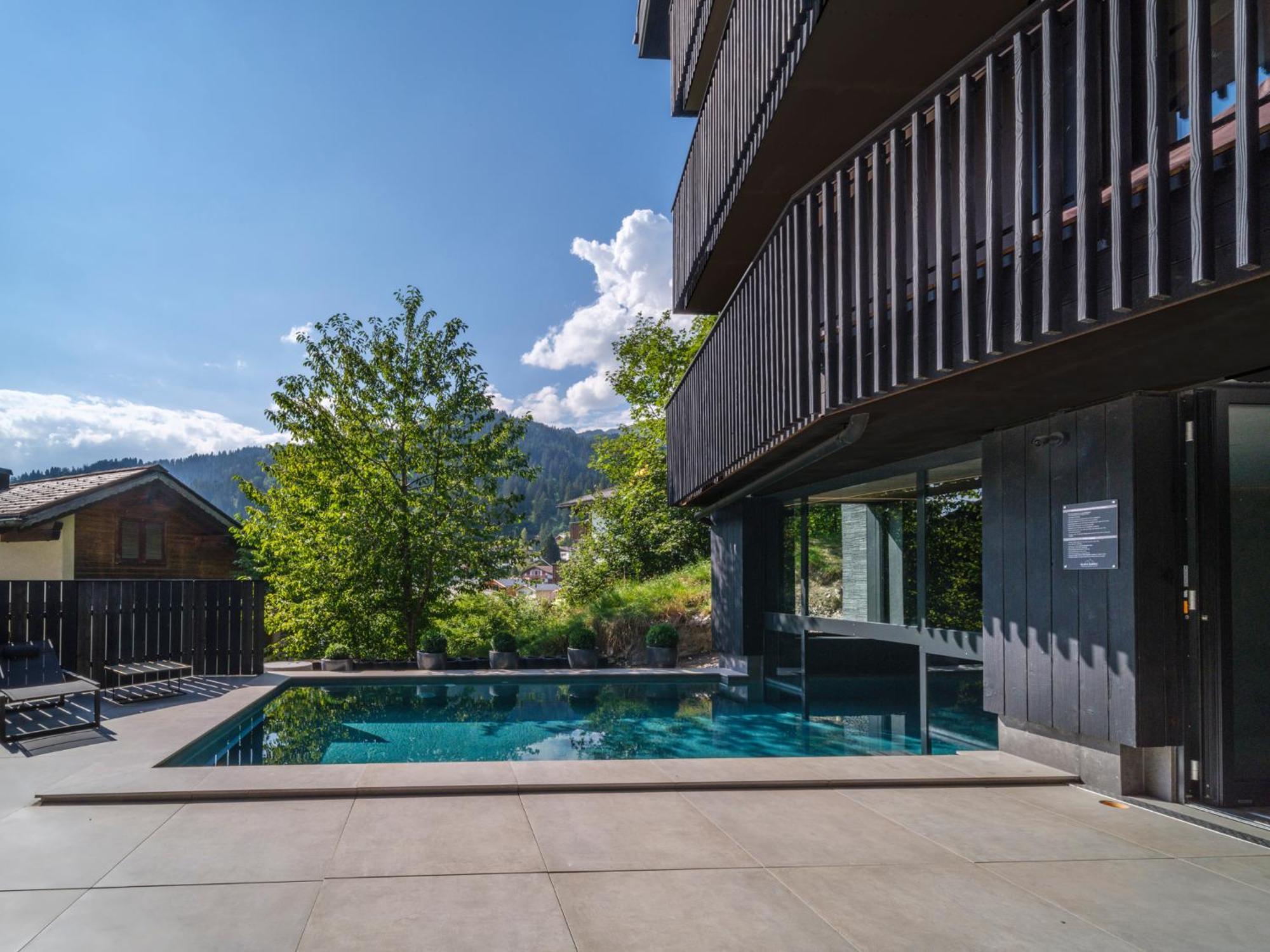 Black Summit Boutique Apartment Laax