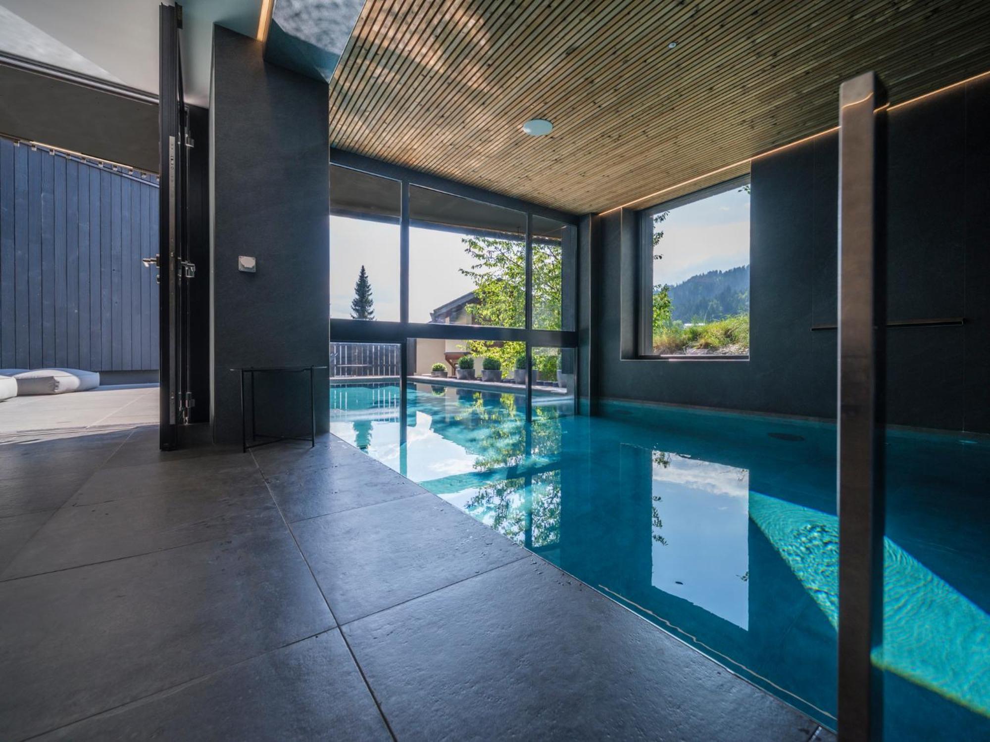 Black Summit Boutique * Laax